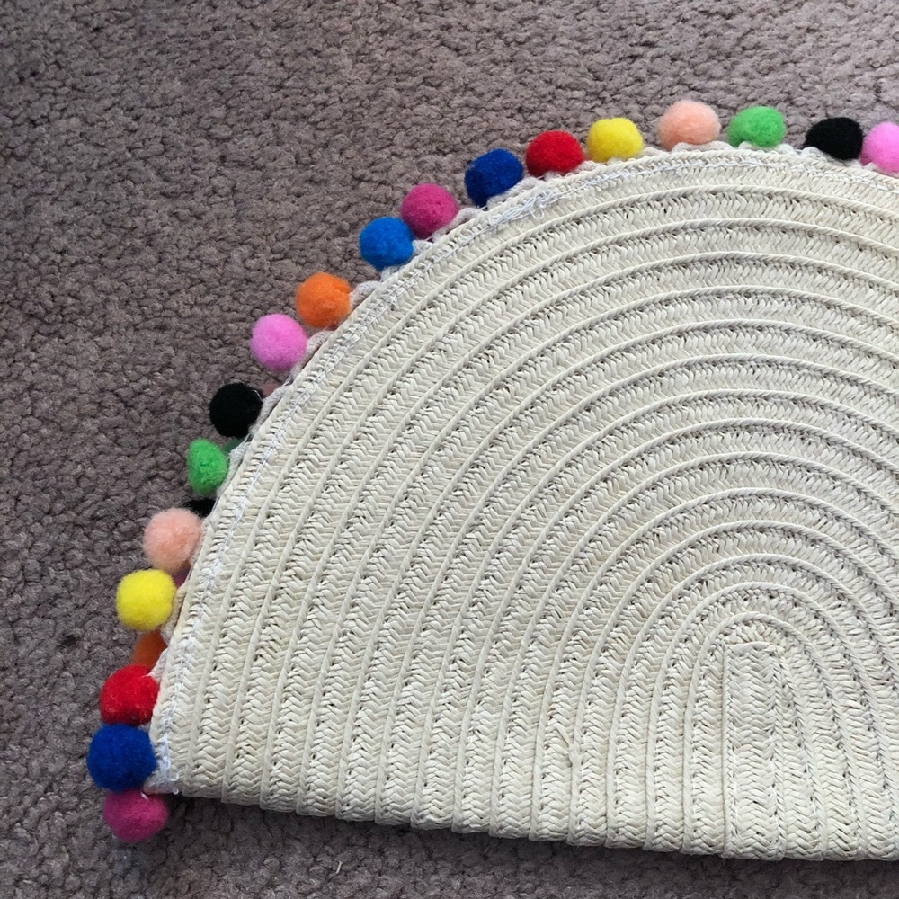 Women’s Clutch - Picture 2 of 11